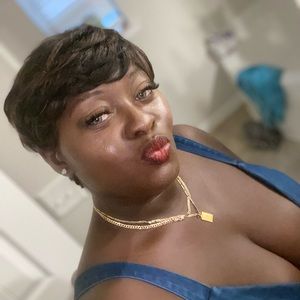 Meet your Posher, Sandra